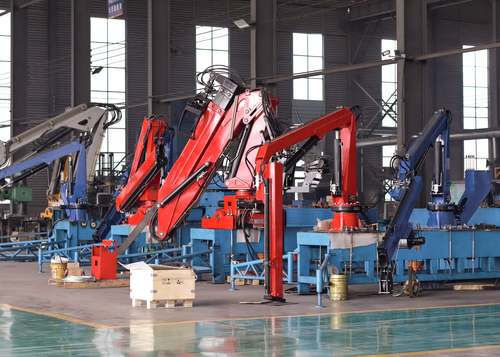 skpl-lift-knuckle-boom-crane-factory-production-line