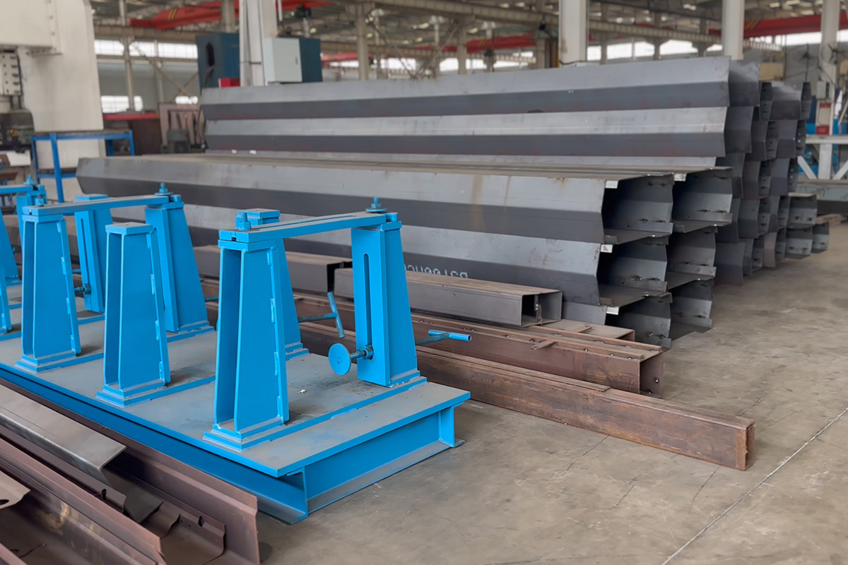 Finished product of flat point arm body