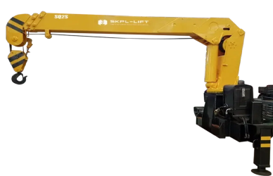 What Is The Difference between A Boom Crane And A Boom Truck?