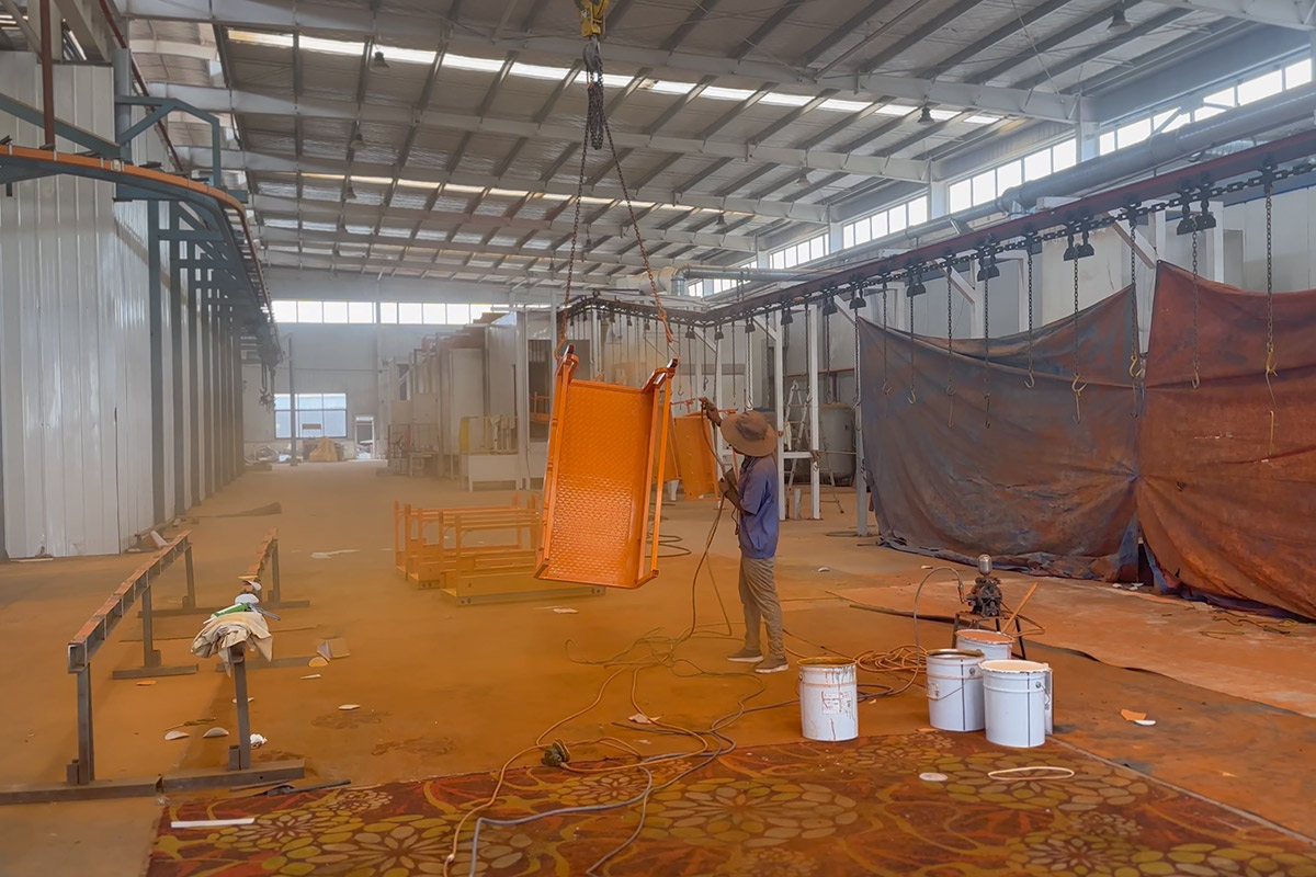 Spray painting workshop